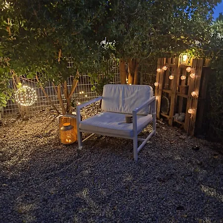 L'echiquier De - T2 Deco Soigne - Belle Terrasse -parking - Wifi * Béziers